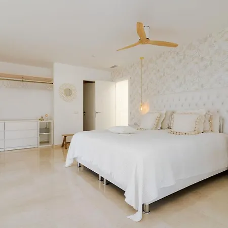 White Bay Villa